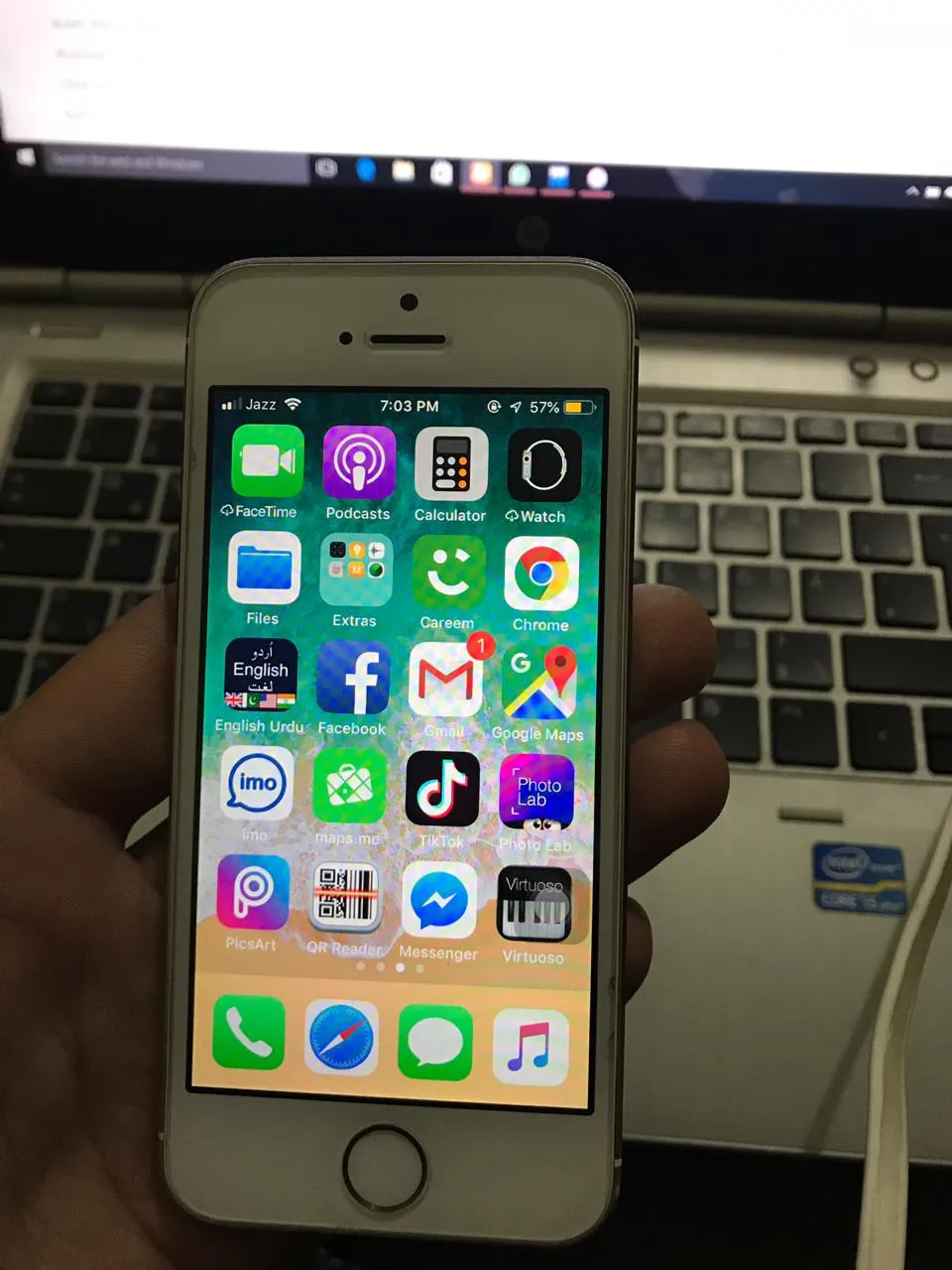 iphone 5s 9/10 condition for sale - photo 1
